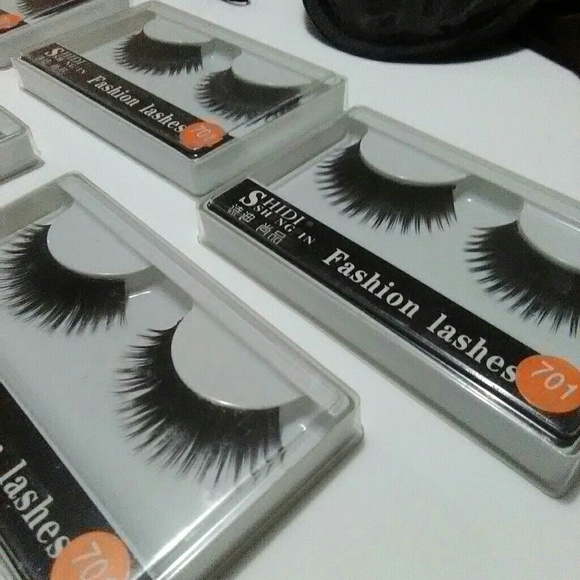 5 Pack New False Thick Reusable Eyelashes + 2 - Picture 5 of 5